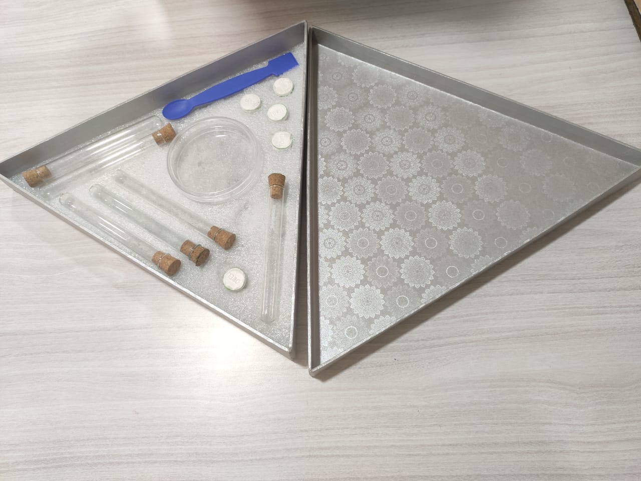 Triangle Cardboard Box